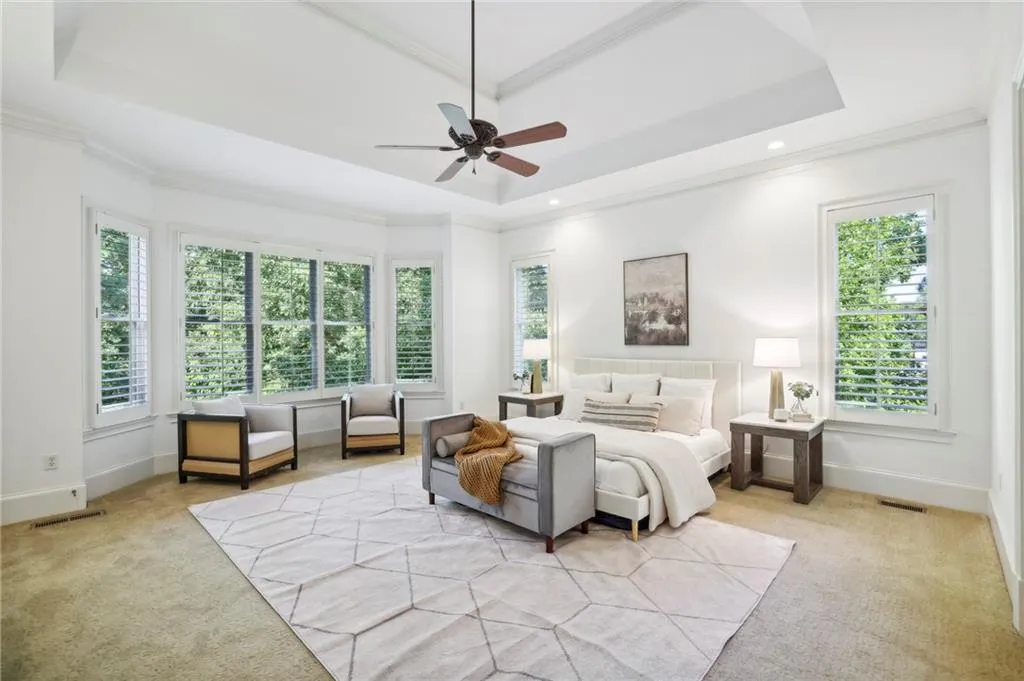 7798 Stables Drive, Atlanta, Georgia 30350, 6 Bedrooms Bedrooms, ,5 BathroomsBathrooms,Residential,Sold,7798 Stables Drive,7450756