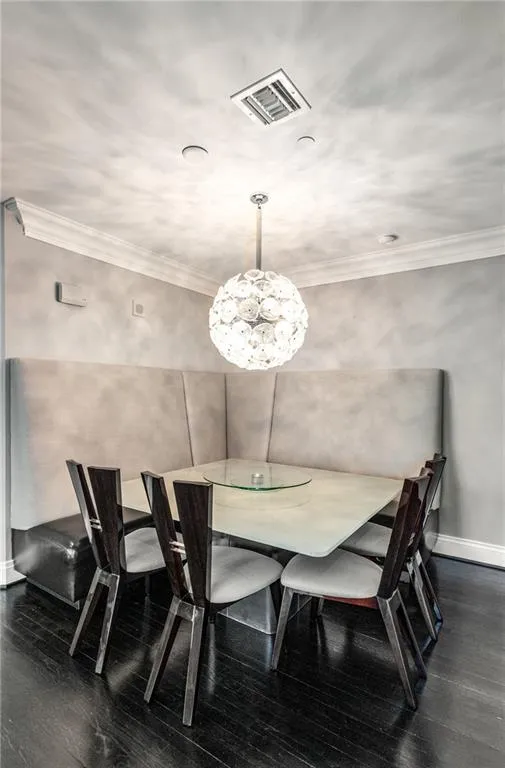 750 Park Avenue Ne Unit 19e, Atlanta, Georgia 30326, 2 Bedrooms Bedrooms, ,2 BathroomsBathrooms,Residential,For Sale,750 Park Avenue Ne Unit 19e,7535915