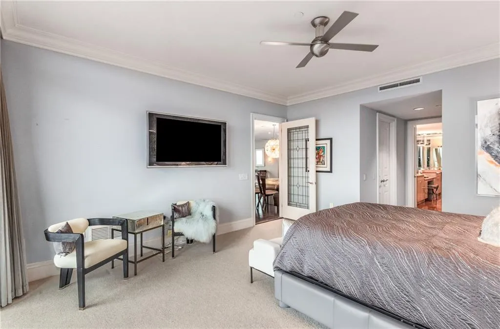 750 Park Avenue Ne Unit 19e, Atlanta, Georgia 30326, 2 Bedrooms Bedrooms, ,2 BathroomsBathrooms,Residential,For Sale,750 Park Avenue Ne Unit 19e,7535915