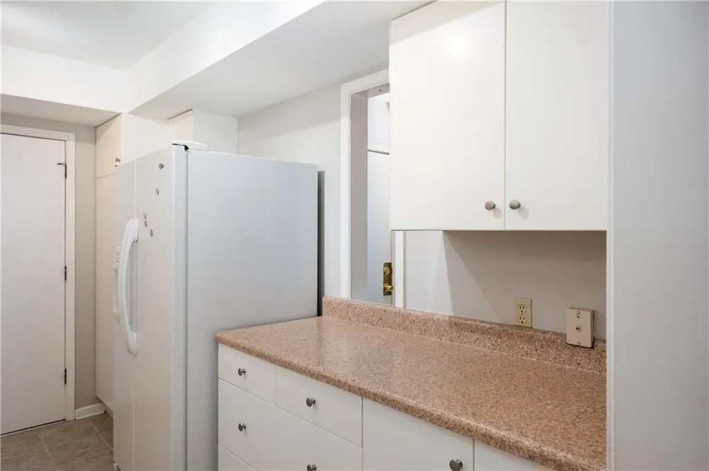 6851 Roswell Road Unit K23, Sandy Springs, Georgia 30328, 3 Bedrooms Bedrooms, ,2 BathroomsBathrooms,Residential,Sold,6851 Roswell Road Unit K23,7081845