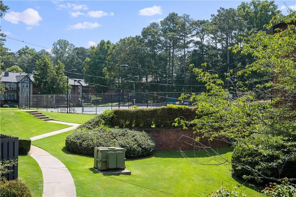 6851 Roswell Road Unit K23, Sandy Springs, Georgia 30328, 3 Bedrooms Bedrooms, ,2 BathroomsBathrooms,Residential,Sold,6851 Roswell Road Unit K23,7081845