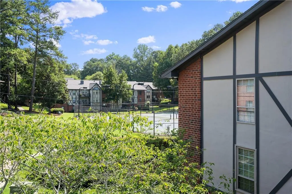 6851 Roswell Road Unit K23, Sandy Springs, Georgia 30328, 3 Bedrooms Bedrooms, ,2 BathroomsBathrooms,Residential,Sold,6851 Roswell Road Unit K23,7081845
