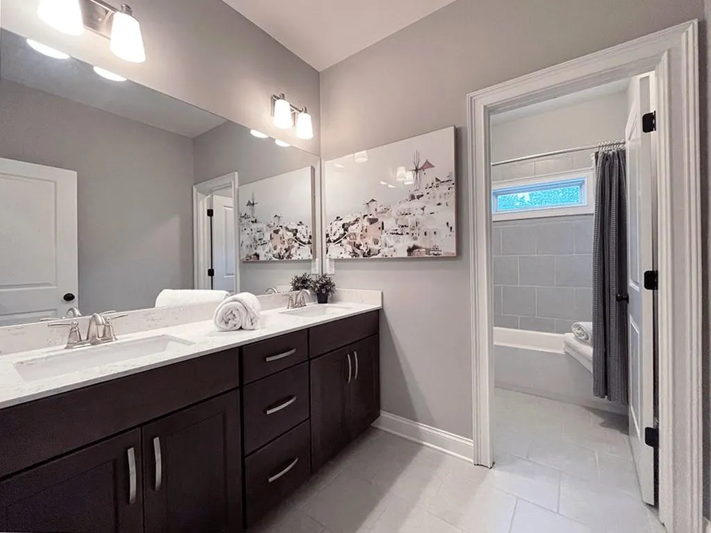 120 Spalding Trace, Sandy Springs, Georgia 30328, 7 Bedrooms Bedrooms, ,6 BathroomsBathrooms,Residential,Sold,120 Spalding Trace,7259610
