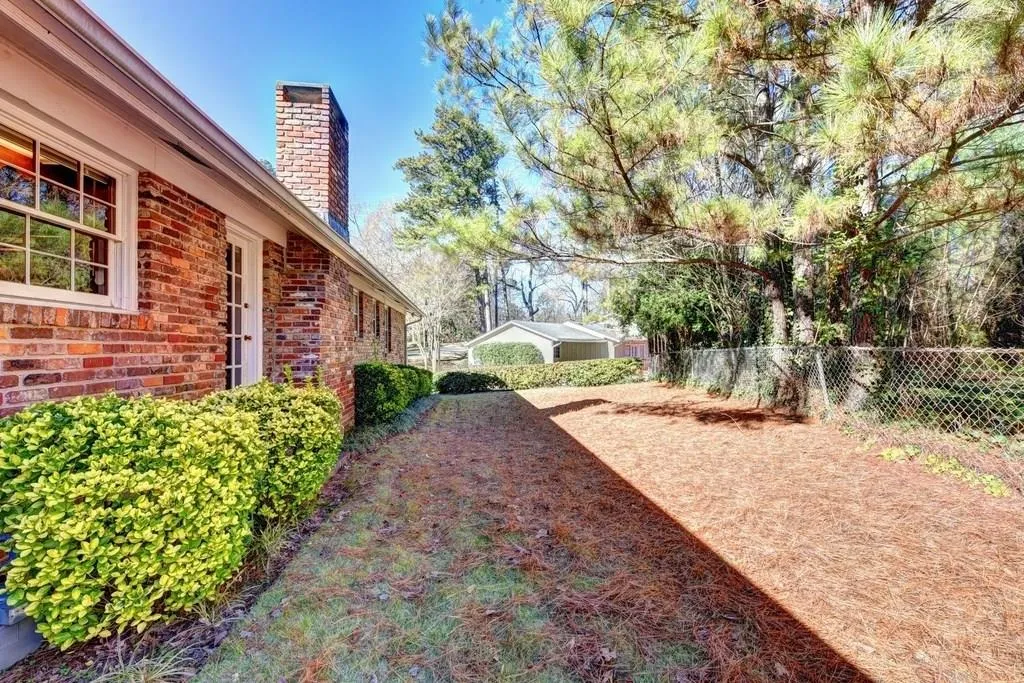 45 Bonnie Lane, Sandy Springs, Georgia 30328, 3 Bedrooms Bedrooms, ,2 BathroomsBathrooms,Residential,Sold,45 Bonnie Lane,6118302