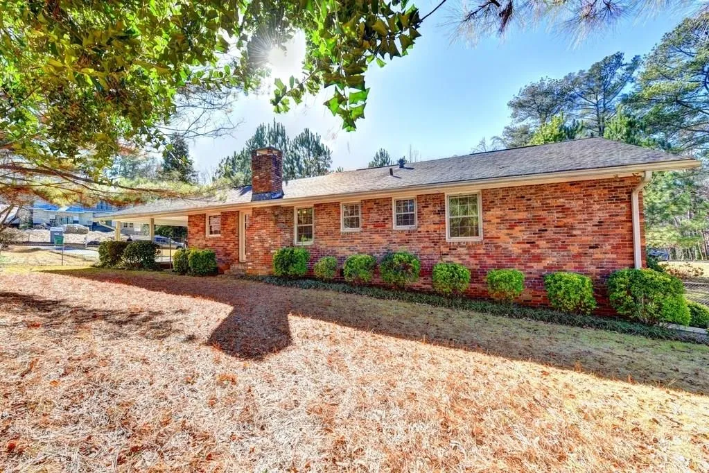 45 Bonnie Lane, Sandy Springs, Georgia 30328, 3 Bedrooms Bedrooms, ,2 BathroomsBathrooms,Residential,Sold,45 Bonnie Lane,6118302