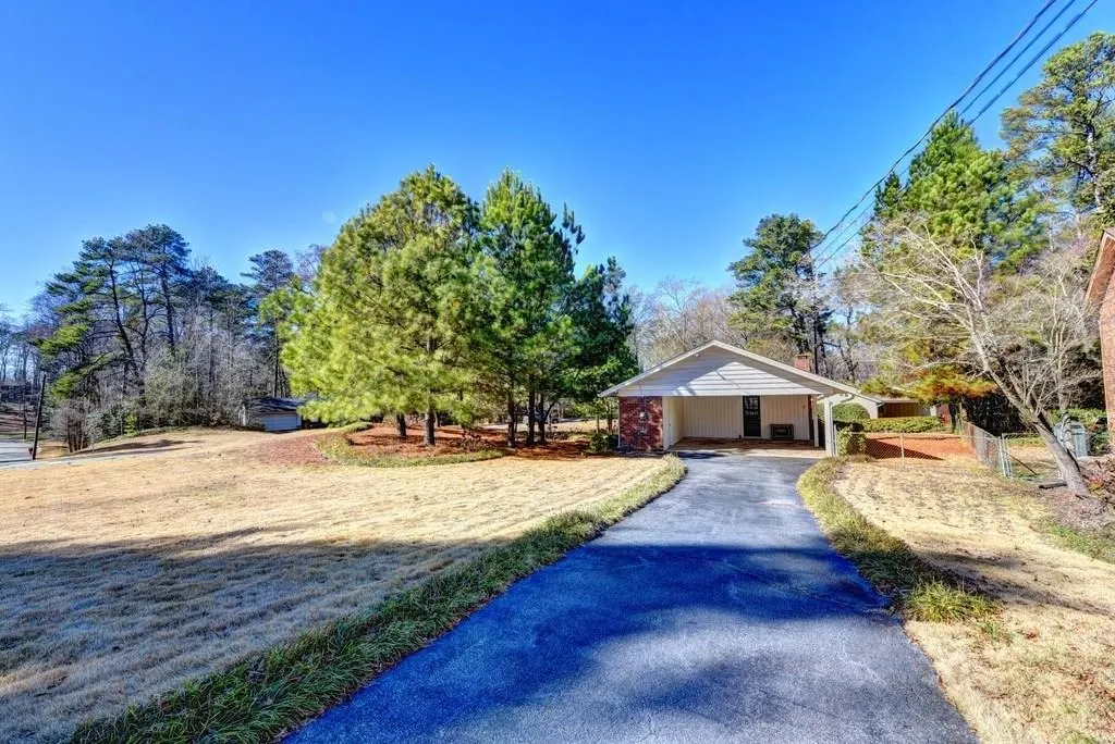 45 Bonnie Lane, Sandy Springs, Georgia 30328, 3 Bedrooms Bedrooms, ,2 BathroomsBathrooms,Residential,Sold,45 Bonnie Lane,6118302