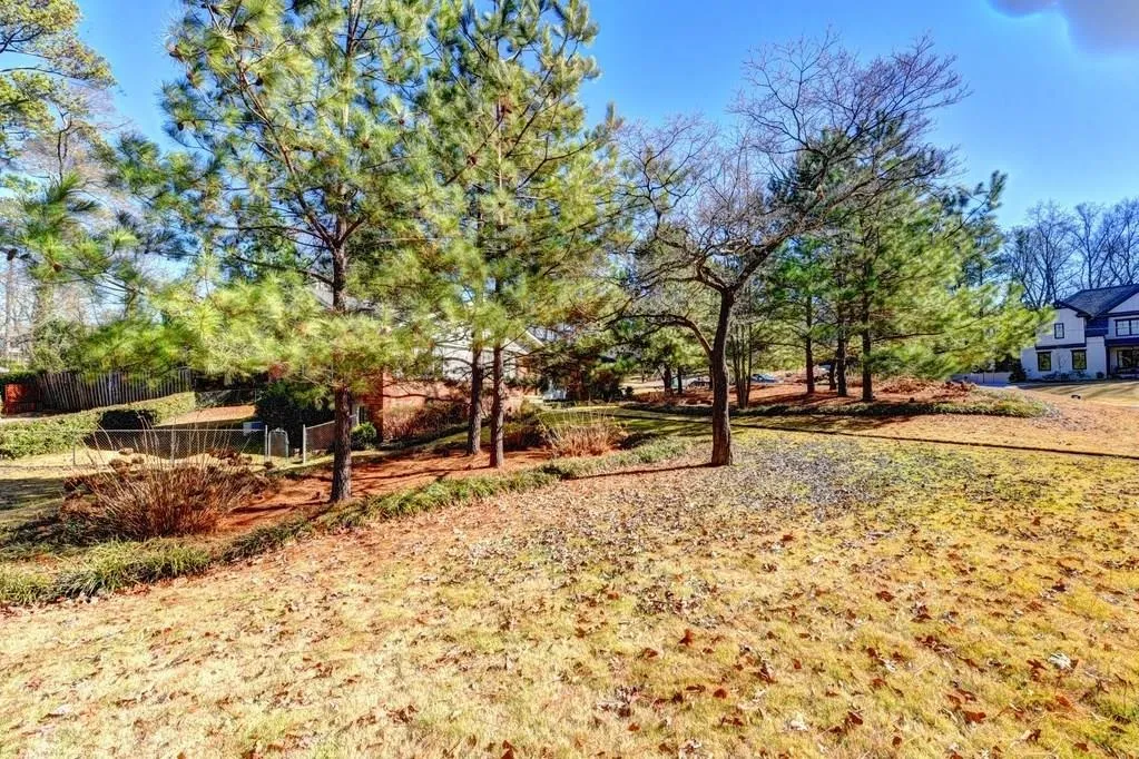 45 Bonnie Lane, Sandy Springs, Georgia 30328, 3 Bedrooms Bedrooms, ,2 BathroomsBathrooms,Residential,Sold,45 Bonnie Lane,6118302