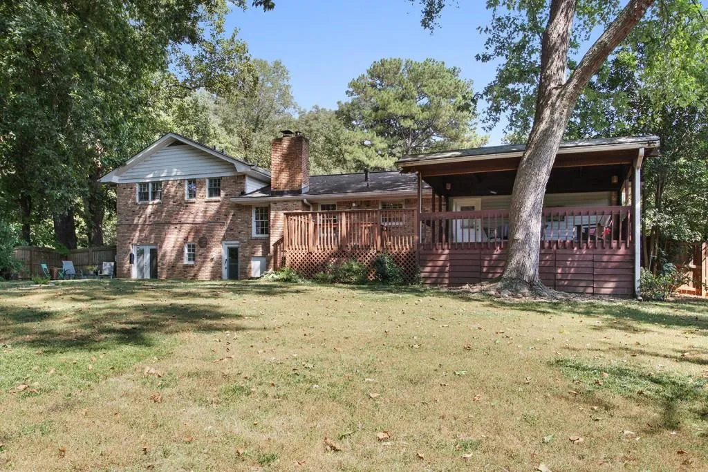 5930 Garber Drive, Sandy Springs, Georgia 30328, 4 Bedrooms Bedrooms, ,3 BathroomsBathrooms,Residential,Sold,5930 Garber Drive,6504563