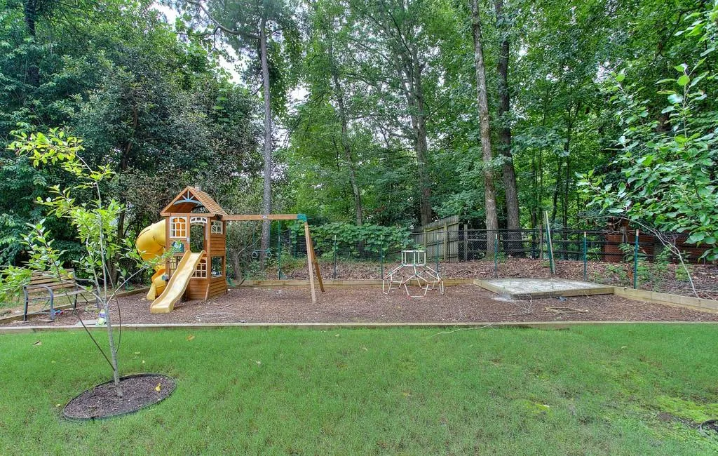 535 Spindlewick, Atlanta, Georgia 30350, 5 Bedrooms Bedrooms, ,5 BathroomsBathrooms,Residential,Sold,535 Spindlewick,6749200