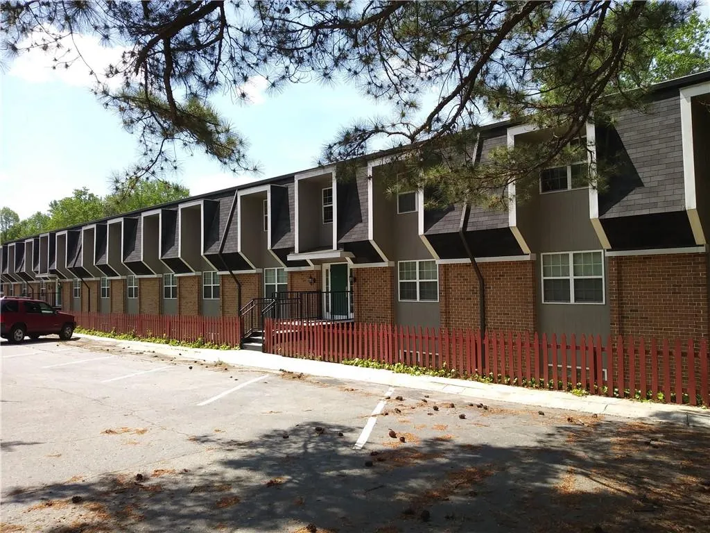 295 Winding River Drive Unit G, Atlanta, Georgia 30350, 3 Bedrooms Bedrooms, ,2 BathroomsBathrooms,Residential,Sold,295 Winding River Drive Unit G,6539093