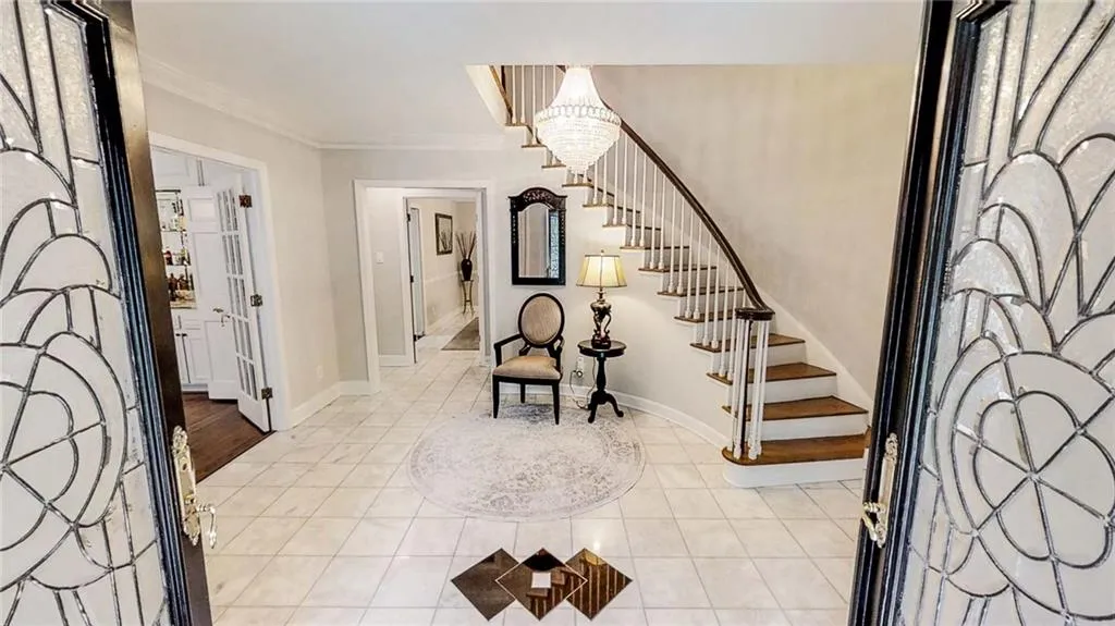 8220 Tynecastle Drive, Sandy Springs, Georgia 30350, 7 Bedrooms Bedrooms, ,5 BathroomsBathrooms,Residential,Sold,8220 Tynecastle Drive,6032247