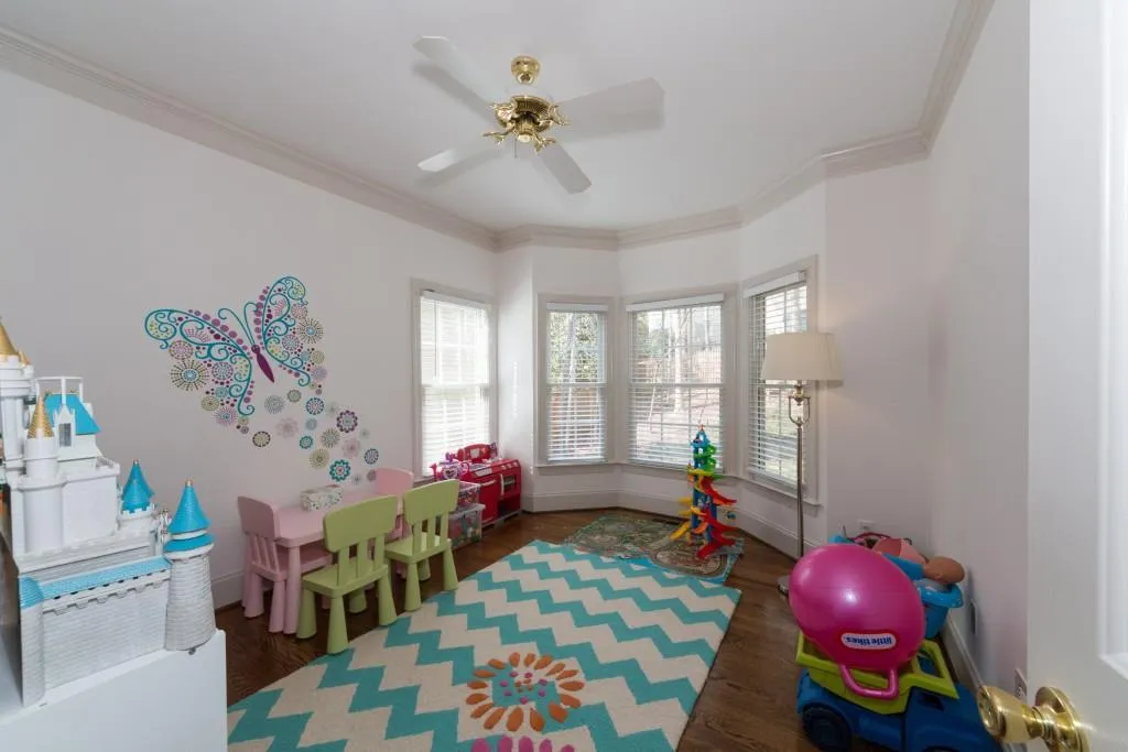 620 Eaton Place, Sandy Springs, Georgia 30350, 5 Bedrooms Bedrooms, ,4 BathroomsBathrooms,Residential,Sold,620 Eaton Place,5655592