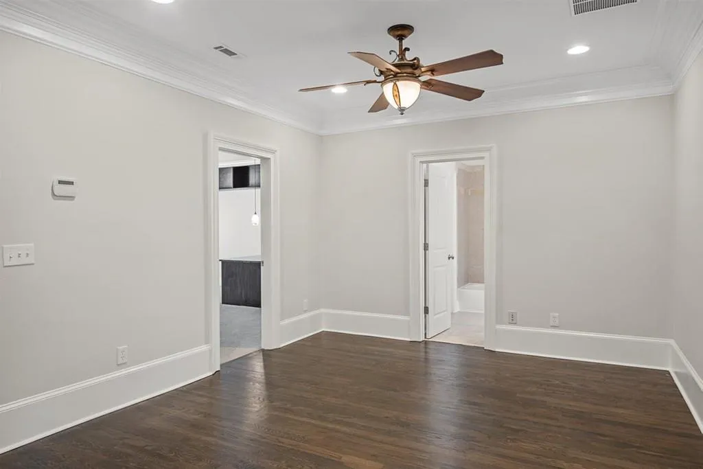 102 W Belle Isle Road, Atlanta, Georgia 30342, 6 Bedrooms Bedrooms, ,5 BathroomsBathrooms,Residential,Sold,102 W Belle Isle Road,6755027