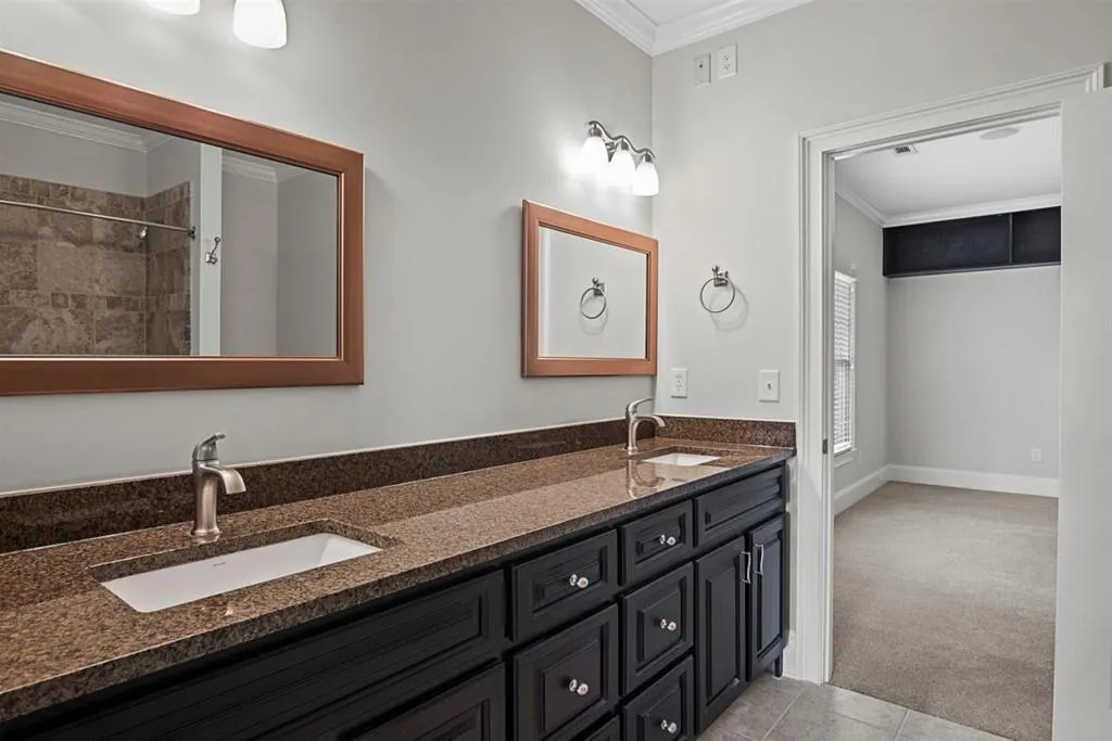 102 W Belle Isle Road, Atlanta, Georgia 30342, 6 Bedrooms Bedrooms, ,5 BathroomsBathrooms,Residential,Sold,102 W Belle Isle Road,6755027