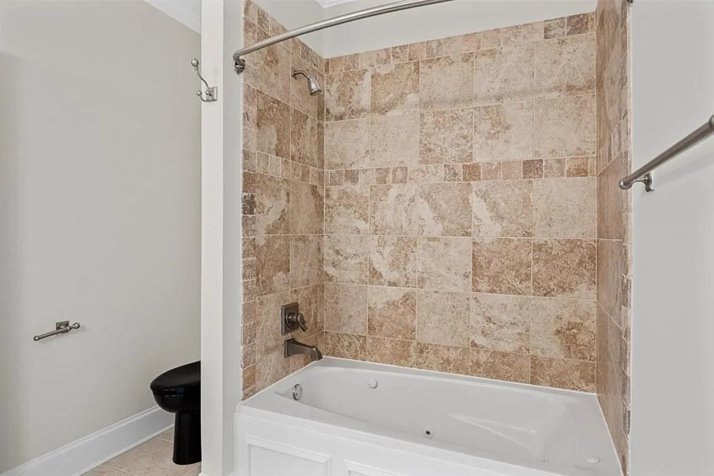 102 W Belle Isle Road, Atlanta, Georgia 30342, 6 Bedrooms Bedrooms, ,5 BathroomsBathrooms,Residential,Sold,102 W Belle Isle Road,6755027