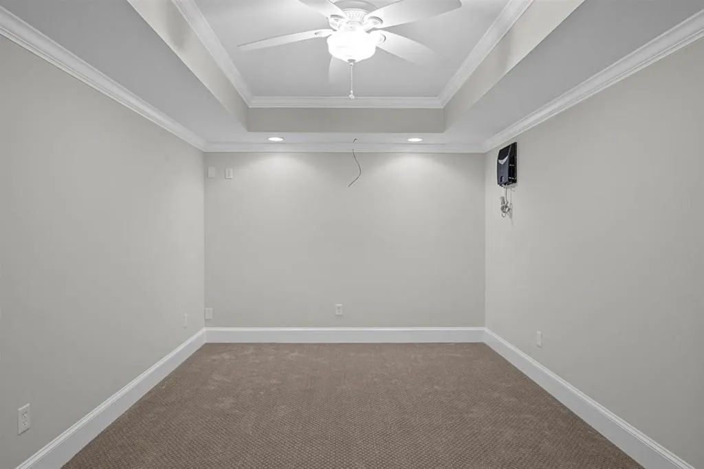 102 W Belle Isle Road, Atlanta, Georgia 30342, 6 Bedrooms Bedrooms, ,5 BathroomsBathrooms,Residential,Sold,102 W Belle Isle Road,6755027