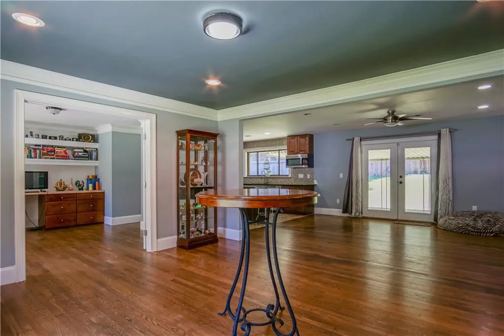578 Glenforest Road, Sandy Springs, Georgia 30328, 4 Bedrooms Bedrooms, ,3 BathroomsBathrooms,Residential,Sold,578 Glenforest Road,5885854