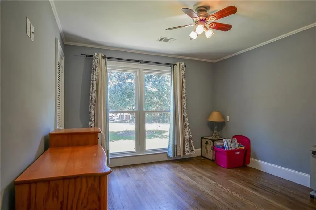 578 Glenforest Road, Sandy Springs, Georgia 30328, 4 Bedrooms Bedrooms, ,3 BathroomsBathrooms,Residential,Sold,578 Glenforest Road,5885854