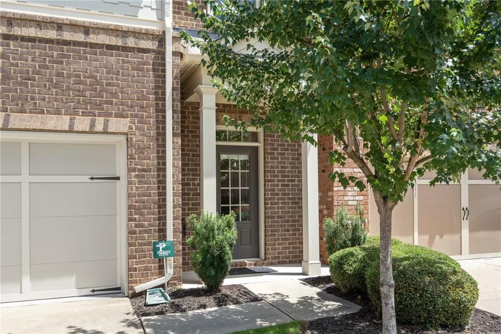 108 Bradford Drive, Atlanta, Georgia 30328, 3 Bedrooms Bedrooms, ,3 BathroomsBathrooms,Residential,Sold,108 Bradford Drive,7419107