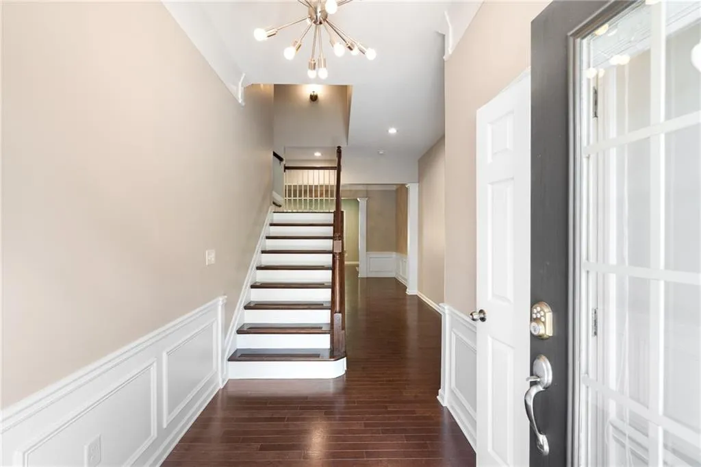 108 Bradford Drive, Atlanta, Georgia 30328, 3 Bedrooms Bedrooms, ,3 BathroomsBathrooms,Residential,Sold,108 Bradford Drive,7419107