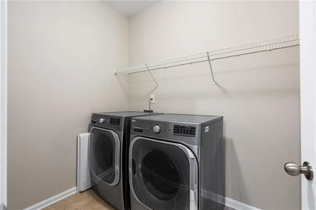 108 Bradford Drive, Atlanta, Georgia 30328, 3 Bedrooms Bedrooms, ,3 BathroomsBathrooms,Residential,Sold,108 Bradford Drive,7419107