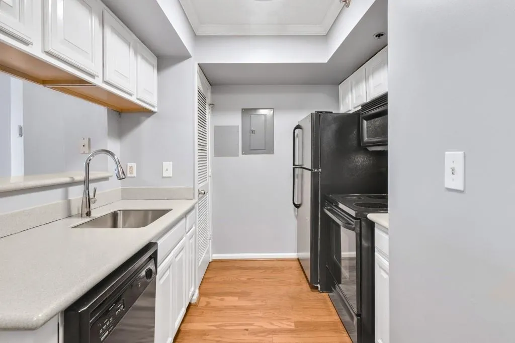 795 Hammond Drive Unit 1405, Atlanta, Georgia 30328, 1 Bedroom Bedrooms, ,1 BathroomBathrooms,Residential,For Sale,795 Hammond Drive Unit 1405,7536752