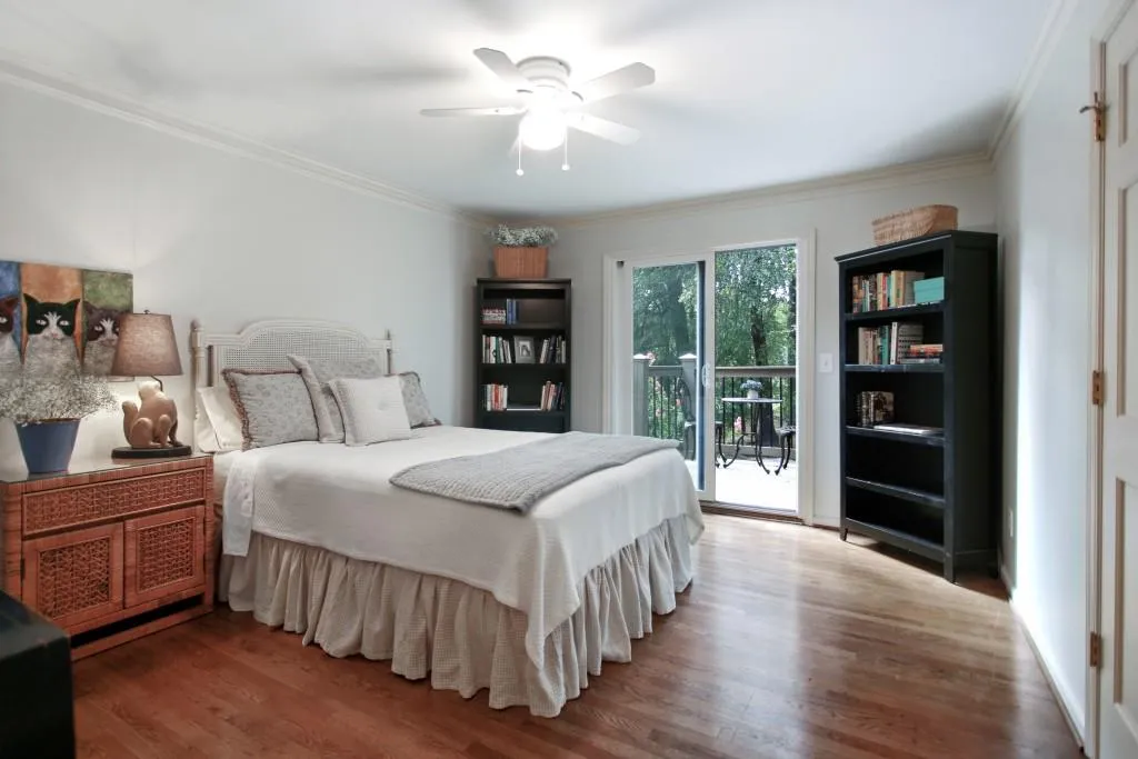 320 Ferry Landing, Sandy Springs, Georgia 30328, 4 Bedrooms Bedrooms, ,4 BathroomsBathrooms,Residential,Sold,320 Ferry Landing,5733860