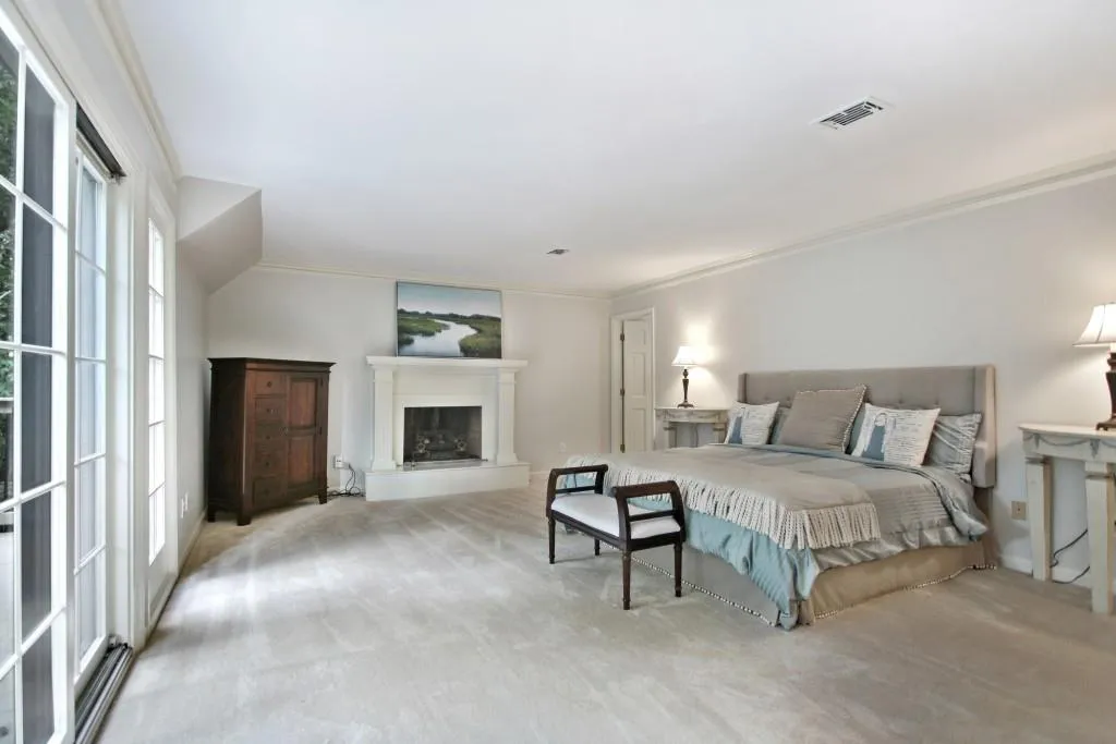 320 Ferry Landing, Sandy Springs, Georgia 30328, 4 Bedrooms Bedrooms, ,4 BathroomsBathrooms,Residential,Sold,320 Ferry Landing,5733860