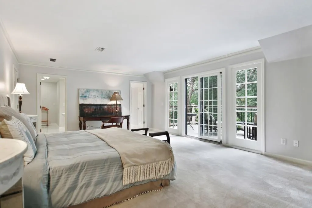 320 Ferry Landing, Sandy Springs, Georgia 30328, 4 Bedrooms Bedrooms, ,4 BathroomsBathrooms,Residential,Sold,320 Ferry Landing,5733860