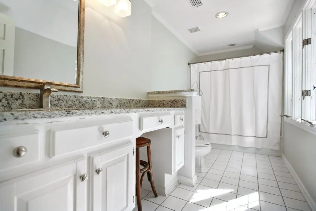 320 Ferry Landing, Sandy Springs, Georgia 30328, 4 Bedrooms Bedrooms, ,4 BathroomsBathrooms,Residential,Sold,320 Ferry Landing,5733860