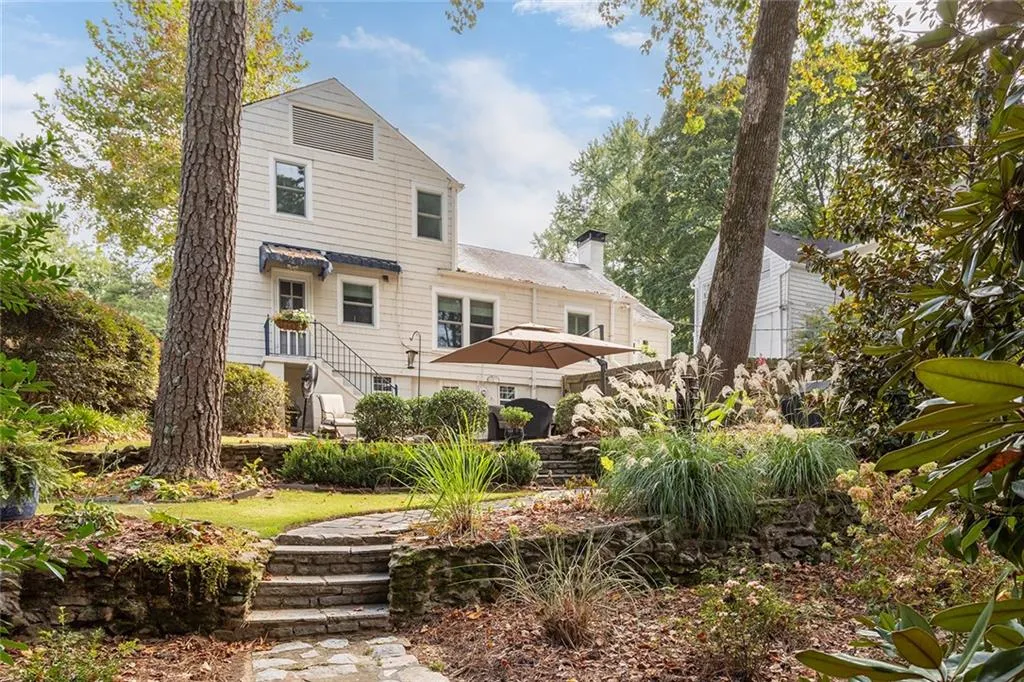 1956 Greystone Road Nw, Atlanta, Georgia 30318, 3 Bedrooms Bedrooms, 0 ,3 BathroomsBathrooms,Residential,Sold,1956 Greystone Road Nw,7707036