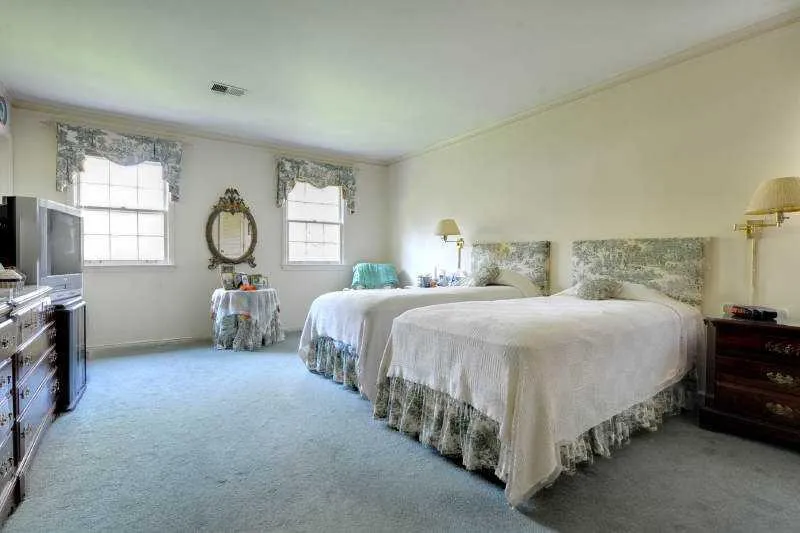 6405 Tanacrest Court Nw, Atlanta, Georgia 30328, 4 Bedrooms Bedrooms, ,2 BathroomsBathrooms,Residential,Sold,6405 Tanacrest Court Nw,4338547