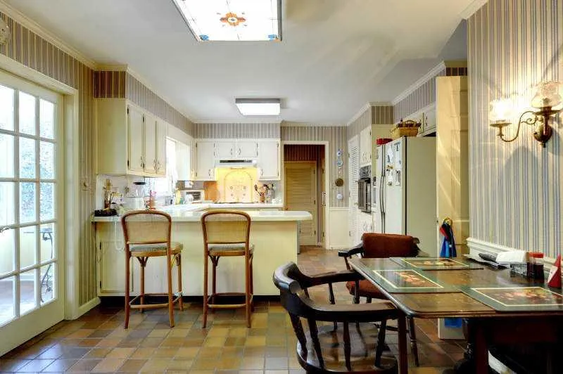 6405 Tanacrest Court Nw, Atlanta, Georgia 30328, 4 Bedrooms Bedrooms, ,2 BathroomsBathrooms,Residential,Sold,6405 Tanacrest Court Nw,4338547