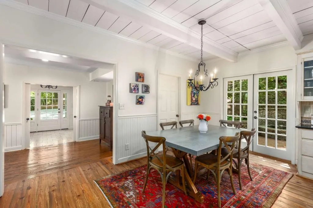 135 River Landing Ne, Sandy Springs, Georgia 30350, 5 Bedrooms Bedrooms, ,4 BathroomsBathrooms,Residential,Sold,135 River Landing Ne,7524412