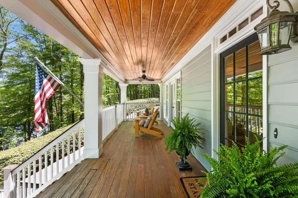 135 River Landing Ne, Sandy Springs, Georgia 30350, 5 Bedrooms Bedrooms, ,4 BathroomsBathrooms,Residential,Sold,135 River Landing Ne,7524412