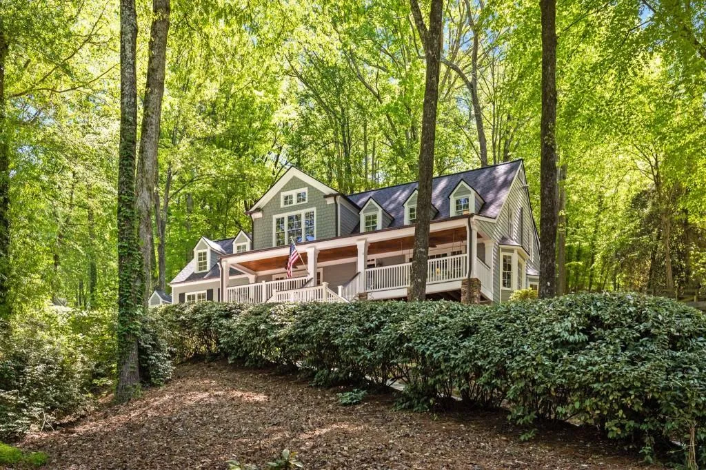 135 River Landing Ne, Sandy Springs, Georgia 30350, 5 Bedrooms Bedrooms, ,4 BathroomsBathrooms,Residential,Sold,135 River Landing Ne,7524412