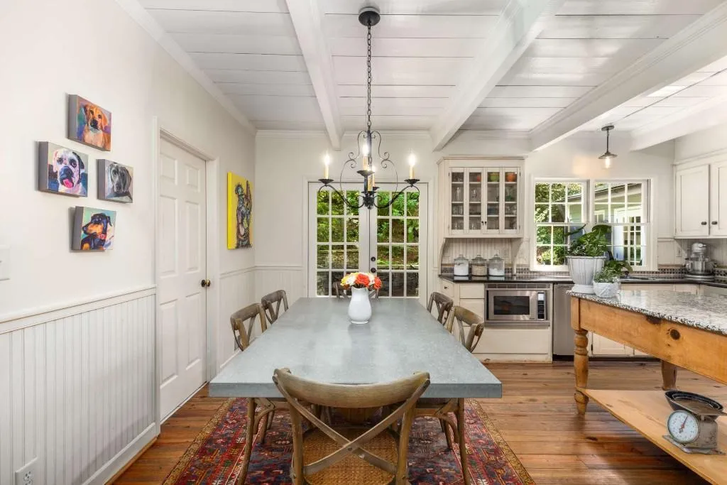 135 River Landing Ne, Sandy Springs, Georgia 30350, 5 Bedrooms Bedrooms, ,4 BathroomsBathrooms,Residential,Sold,135 River Landing Ne,7524412