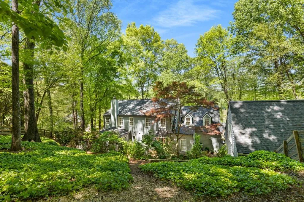 135 River Landing Ne, Sandy Springs, Georgia 30350, 5 Bedrooms Bedrooms, ,4 BathroomsBathrooms,Residential,Sold,135 River Landing Ne,7524412