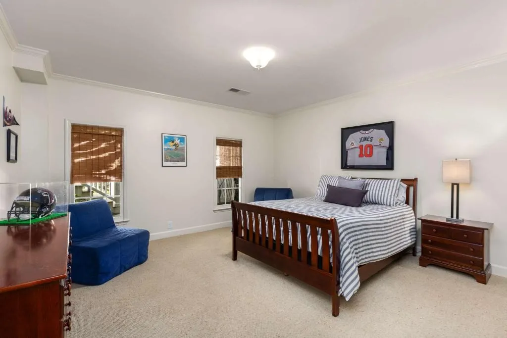 135 River Landing Ne, Sandy Springs, Georgia 30350, 5 Bedrooms Bedrooms, ,4 BathroomsBathrooms,Residential,Sold,135 River Landing Ne,7524412