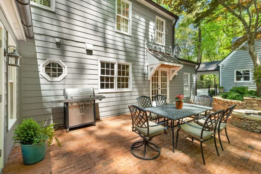 135 River Landing Ne, Sandy Springs, Georgia 30350, 5 Bedrooms Bedrooms, ,4 BathroomsBathrooms,Residential,Sold,135 River Landing Ne,7524412