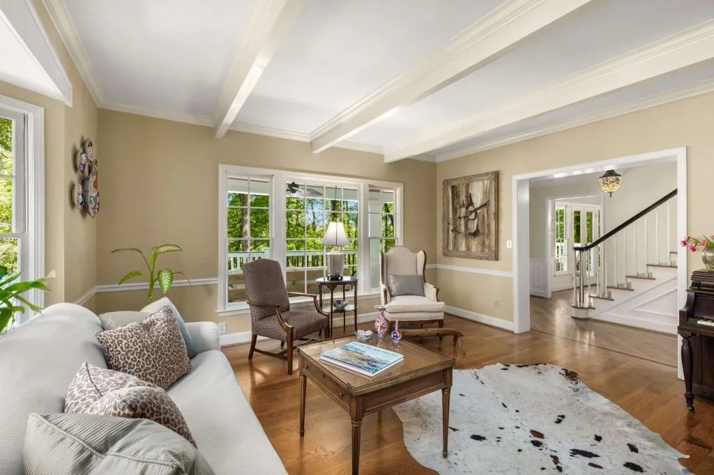 135 River Landing Ne, Sandy Springs, Georgia 30350, 5 Bedrooms Bedrooms, ,4 BathroomsBathrooms,Residential,Sold,135 River Landing Ne,7524412