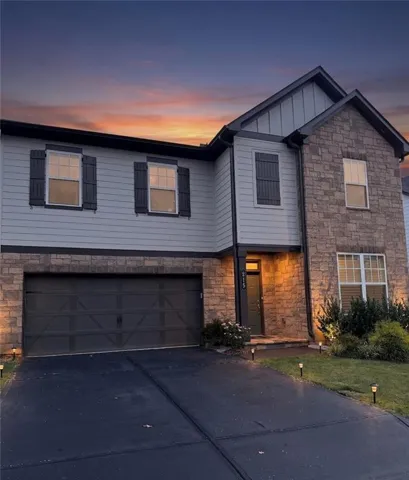 215 Foxhill Drive, Dawsonville, Georgia 30534