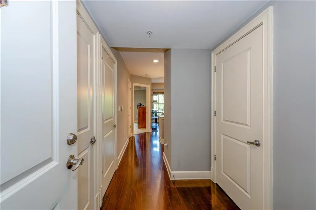 200 River Vista Drive Unit 202, Atlanta, Georgia 30339, 2 Bedrooms Bedrooms, ,2 BathroomsBathrooms,Residential,Sold,200 River Vista Drive Unit 202,5995133