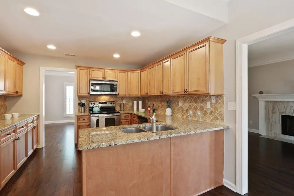 44 Vernon Glen Court Unit 44, Sandy Springs, Georgia 30338, 3 Bedrooms Bedrooms, ,2 BathroomsBathrooms,Residential,Sold,44 Vernon Glen Court Unit 44,6001322