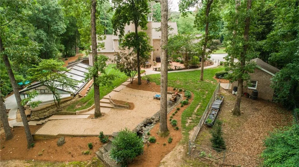 720 River Gate Drive, Sandy Springs, Georgia 30350, 4 Bedrooms Bedrooms, ,5 BathroomsBathrooms,Residential,Sold,720 River Gate Drive,6060468