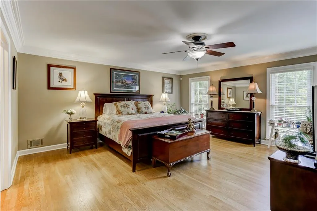 720 River Gate Drive, Sandy Springs, Georgia 30350, 4 Bedrooms Bedrooms, ,5 BathroomsBathrooms,Residential,Sold,720 River Gate Drive,6060468