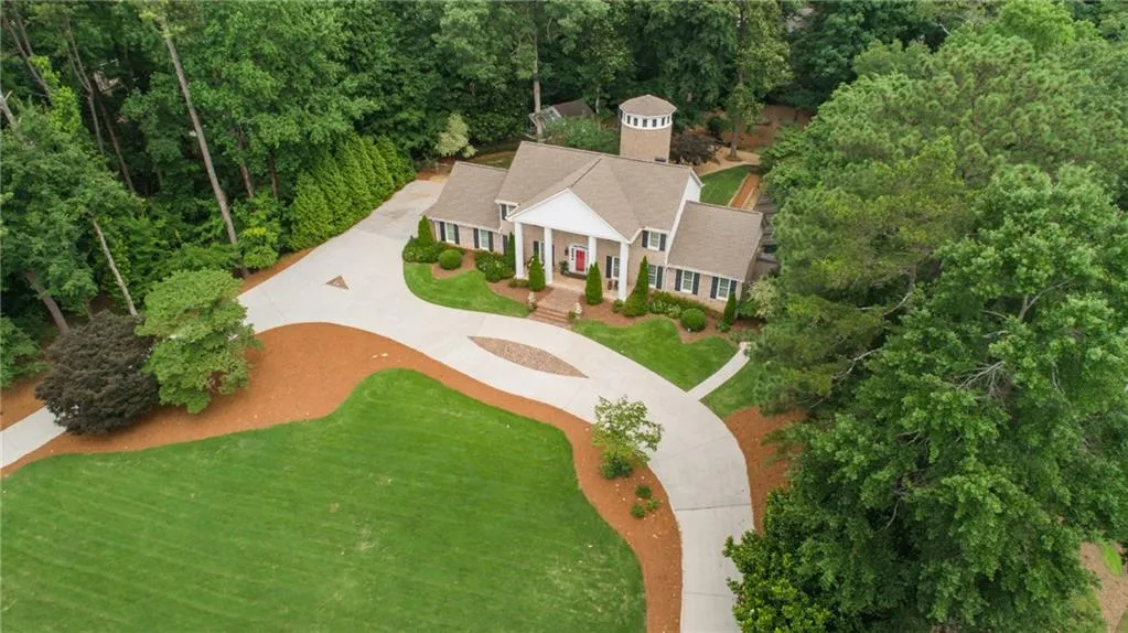 720 River Gate Drive, Sandy Springs, Georgia 30350, 4 Bedrooms Bedrooms, ,5 BathroomsBathrooms,Residential,Sold,720 River Gate Drive,6060468