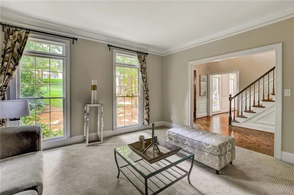 165 Zeblin Road, Sandy Springs, Georgia 30342, 4 Bedrooms Bedrooms, ,3 BathroomsBathrooms,Residential,Sold,165 Zeblin Road,6929067