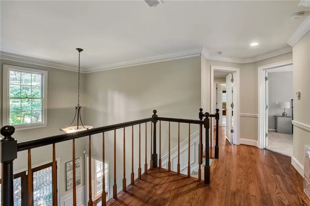165 Zeblin Road, Sandy Springs, Georgia 30342, 4 Bedrooms Bedrooms, ,3 BathroomsBathrooms,Residential,Sold,165 Zeblin Road,6929067
