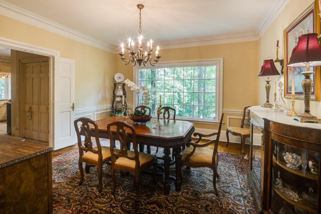 222 Burdette Road, Sandy Springs, Georgia 30327, 5 Bedrooms Bedrooms, ,4 BathroomsBathrooms,Residential,Sold,222 Burdette Road,7224206